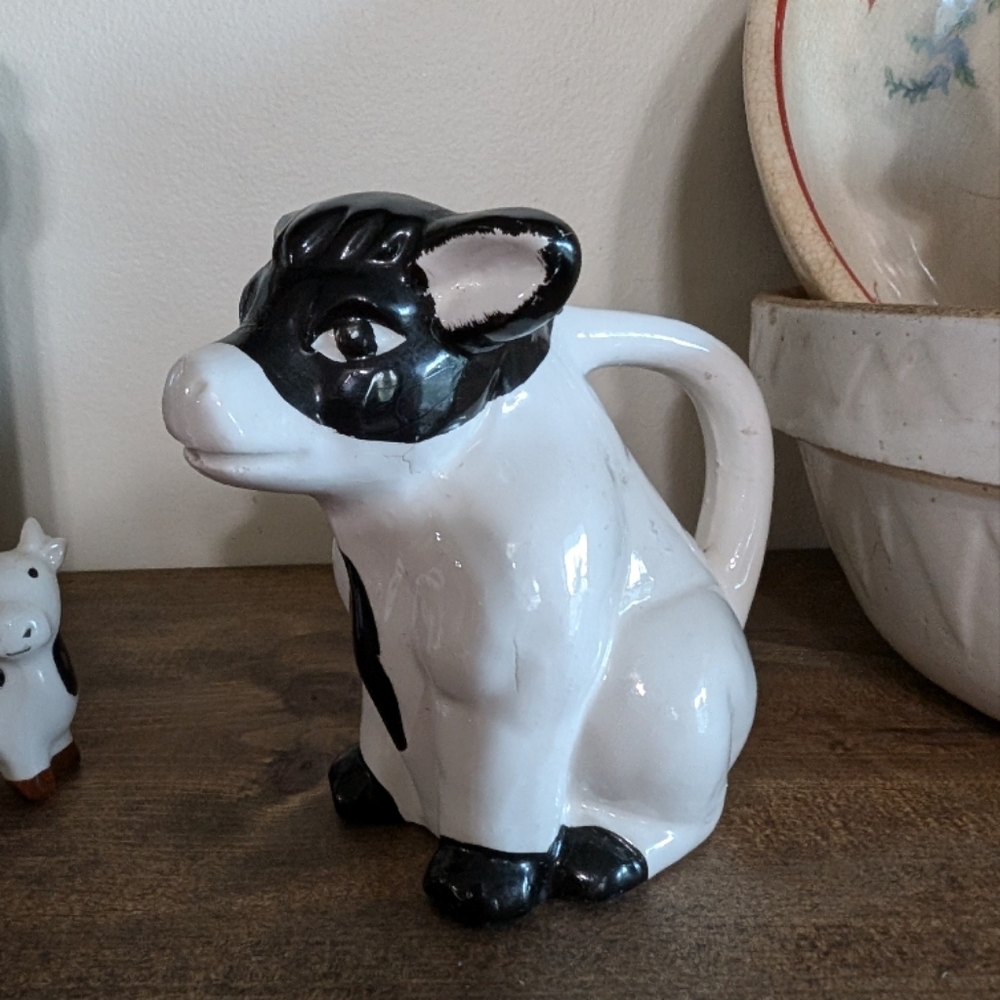 Charming Black and White Cow Creamer Vintage Pitcher Farmhouse Decor Cottagecore